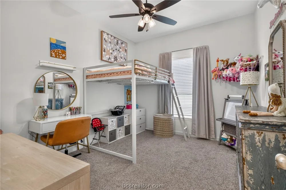 10104 Crown Point Iola, TX 77861