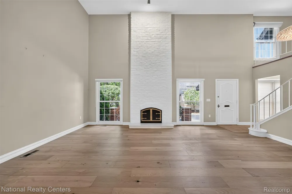 22045 Shore Pointe Lane #60 St Clair Shores City, MI 48080
