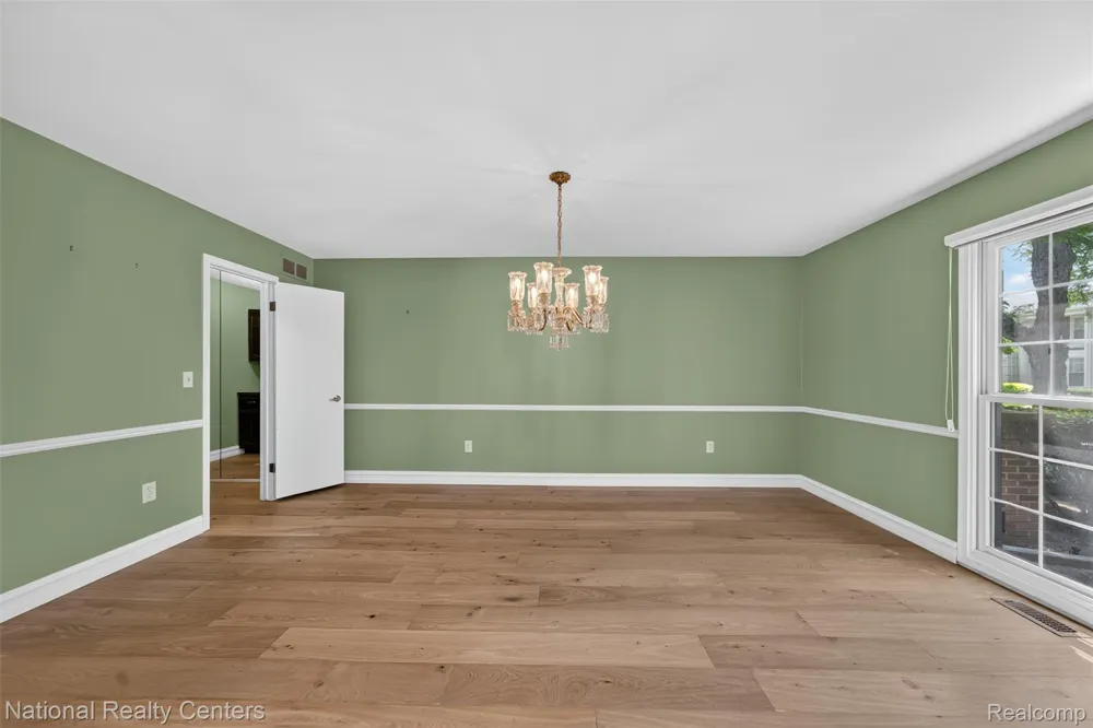 22045 Shore Pointe Lane #60 St Clair Shores City, MI 48080