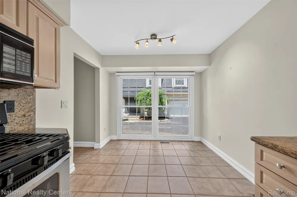 22045 Shore Pointe Lane #60 St Clair Shores City, MI 48080