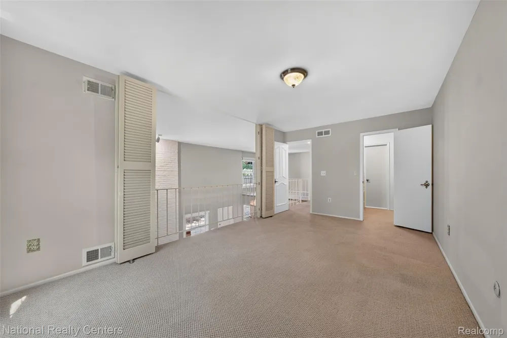 22045 Shore Pointe Lane #60 St Clair Shores City, MI 48080