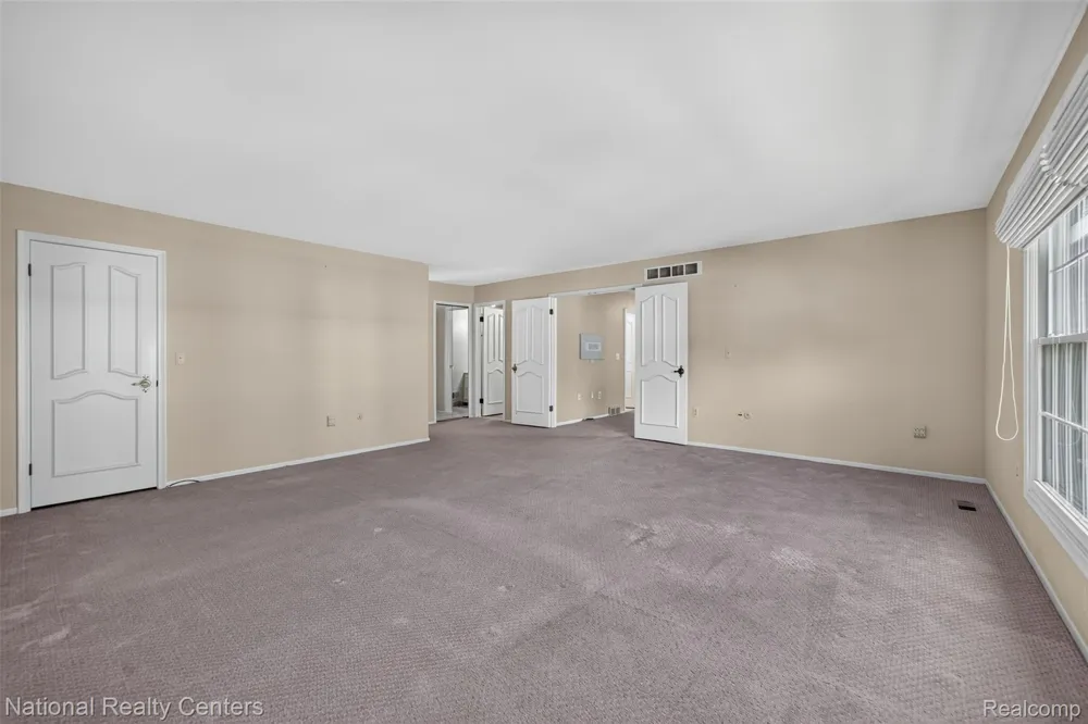 22045 Shore Pointe Lane #60 St Clair Shores City, MI 48080