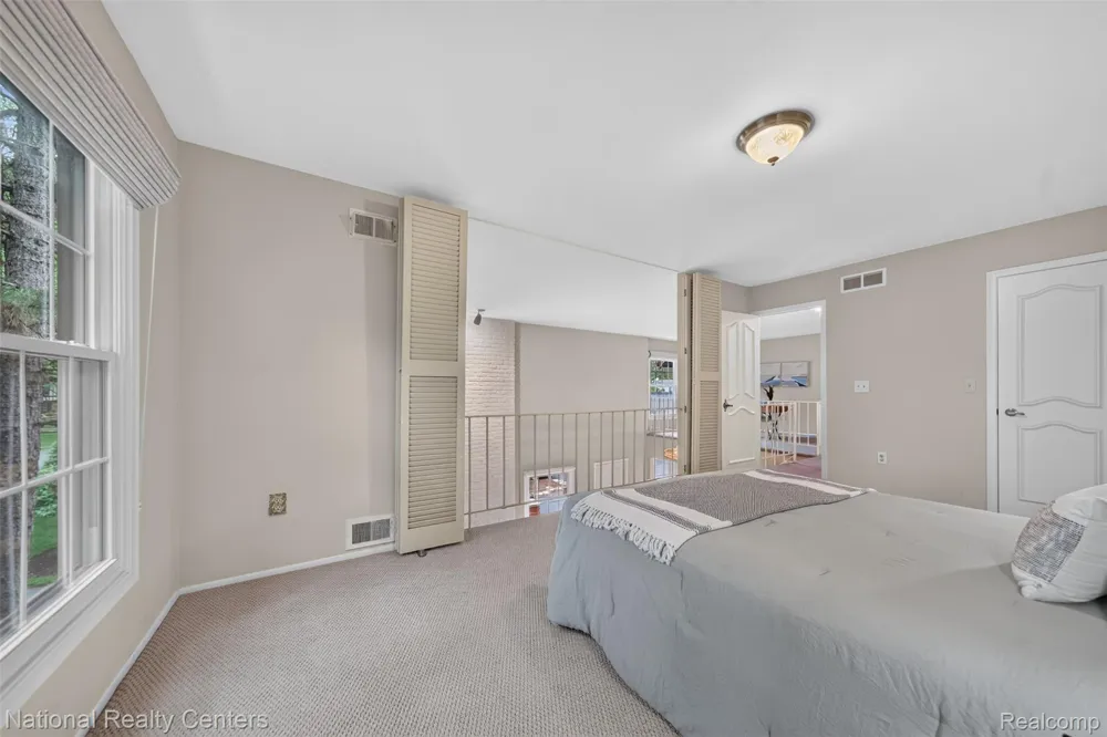 22045 Shore Pointe Lane #60 St Clair Shores City, MI 48080