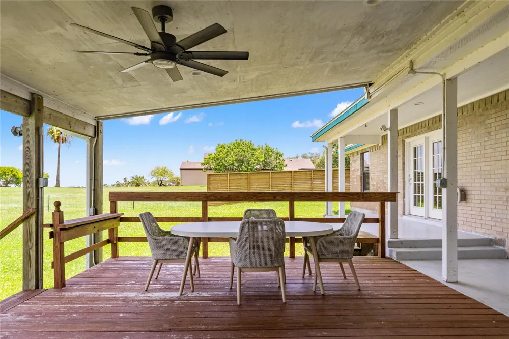 4931 Fm 1781 Rockport, TX 78382