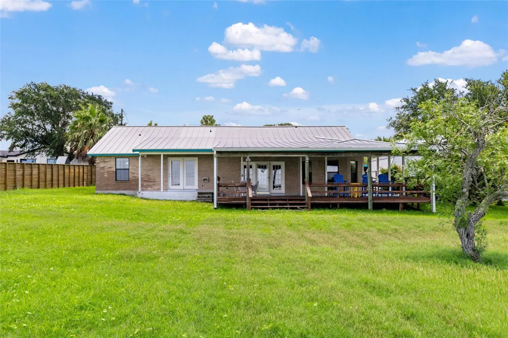 4931 Fm 1781 Rockport, TX 78382