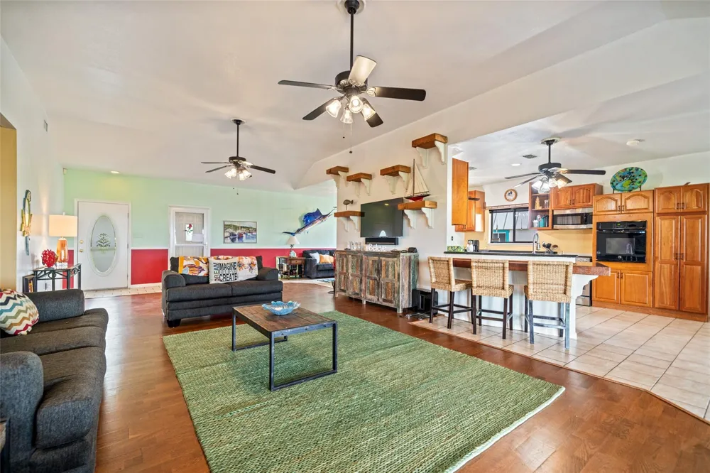 4931 Fm 1781 Rockport, TX 78382