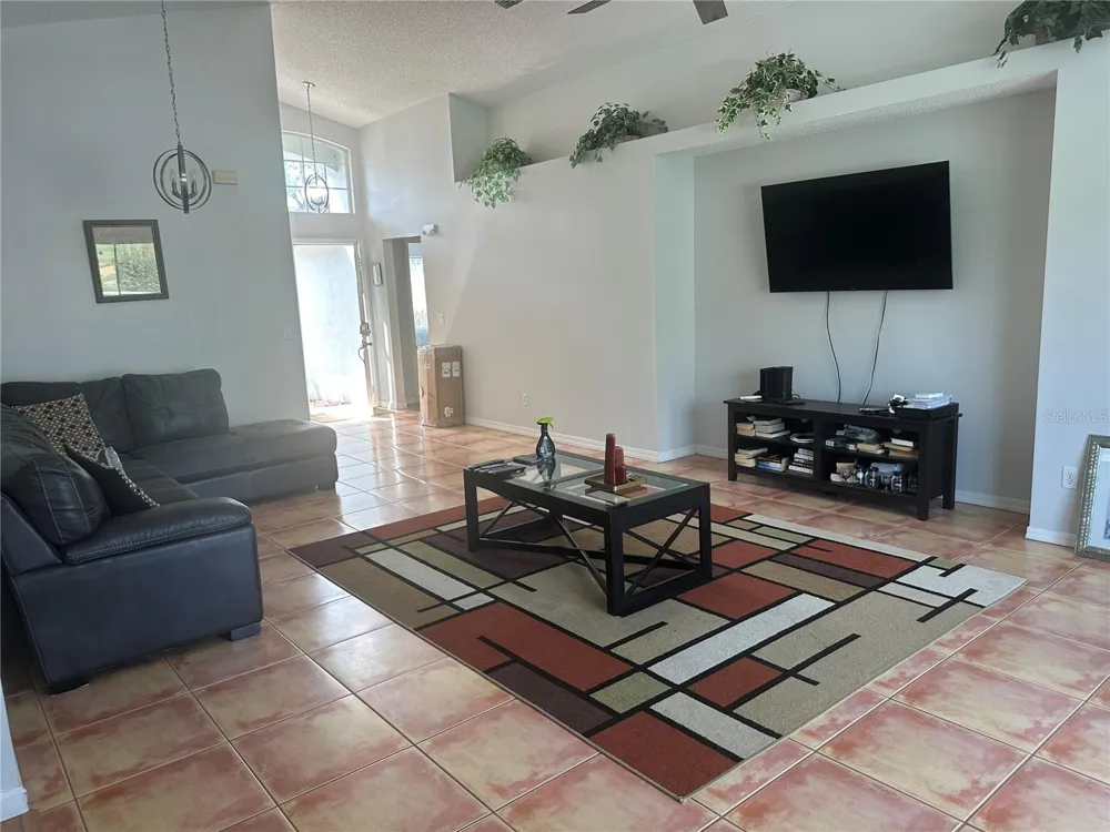 2004 HEMINGWAY AVENUE Haines City, FL 33844
