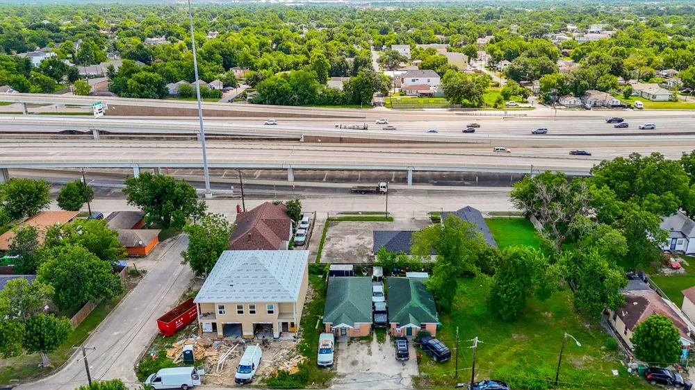 2828 Brackenridge Street Houston, TX 77026