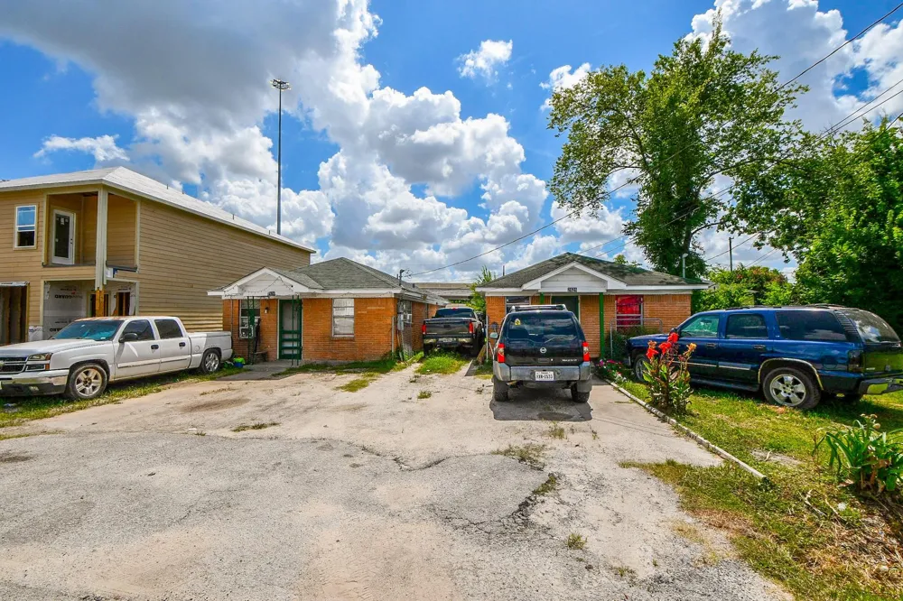 2828 Brackenridge Street Houston, TX 77026