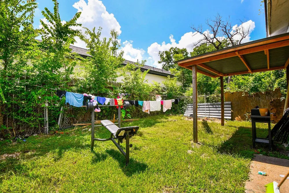2828 Brackenridge Street Houston, TX 77026