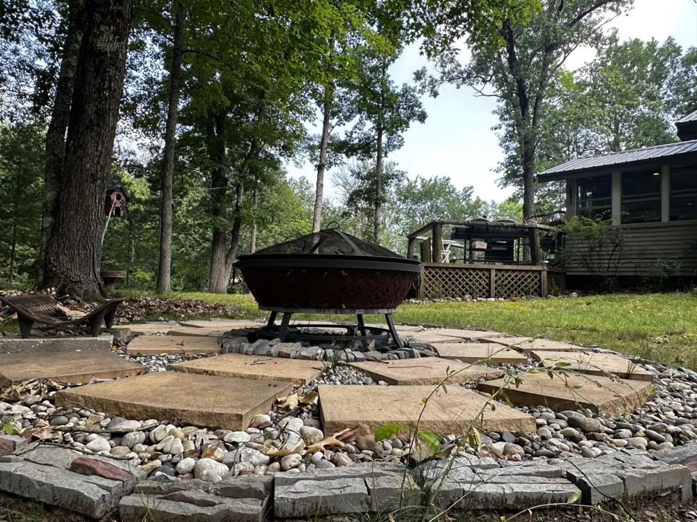 9629 Kings Point Irons, MI 49644