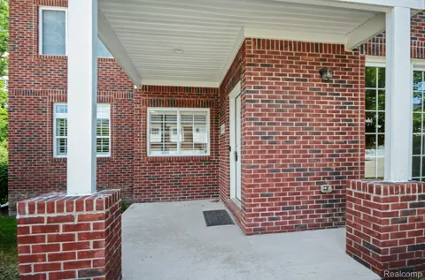 6996 Boulder Pointe Drive
