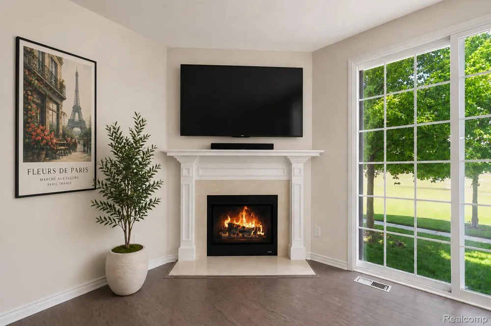 6996 Boulder Pointe Drive Washington Township, MI 48094
