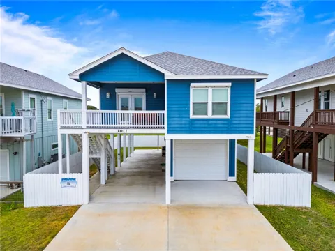 1011 S Live Oak Street