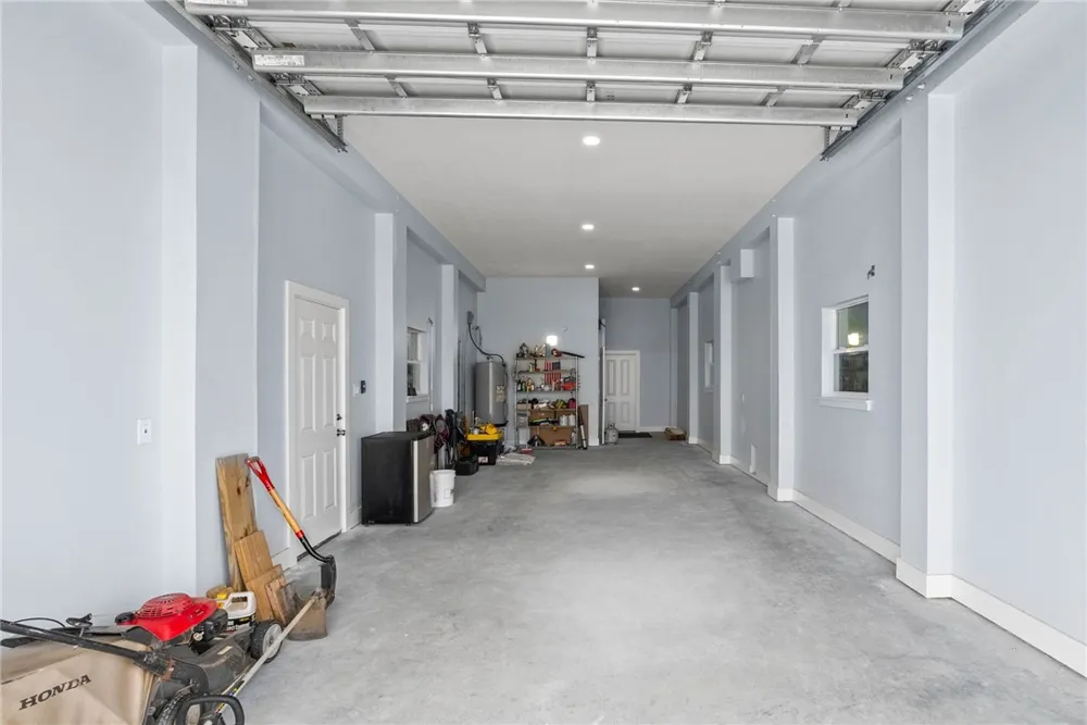 1011 S Live Oak Street Rockport, TX 78382
