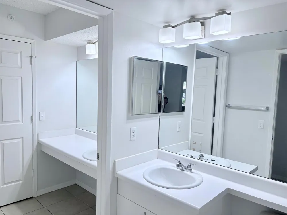 2640 S University Drive S #127 Davie, FL 33328