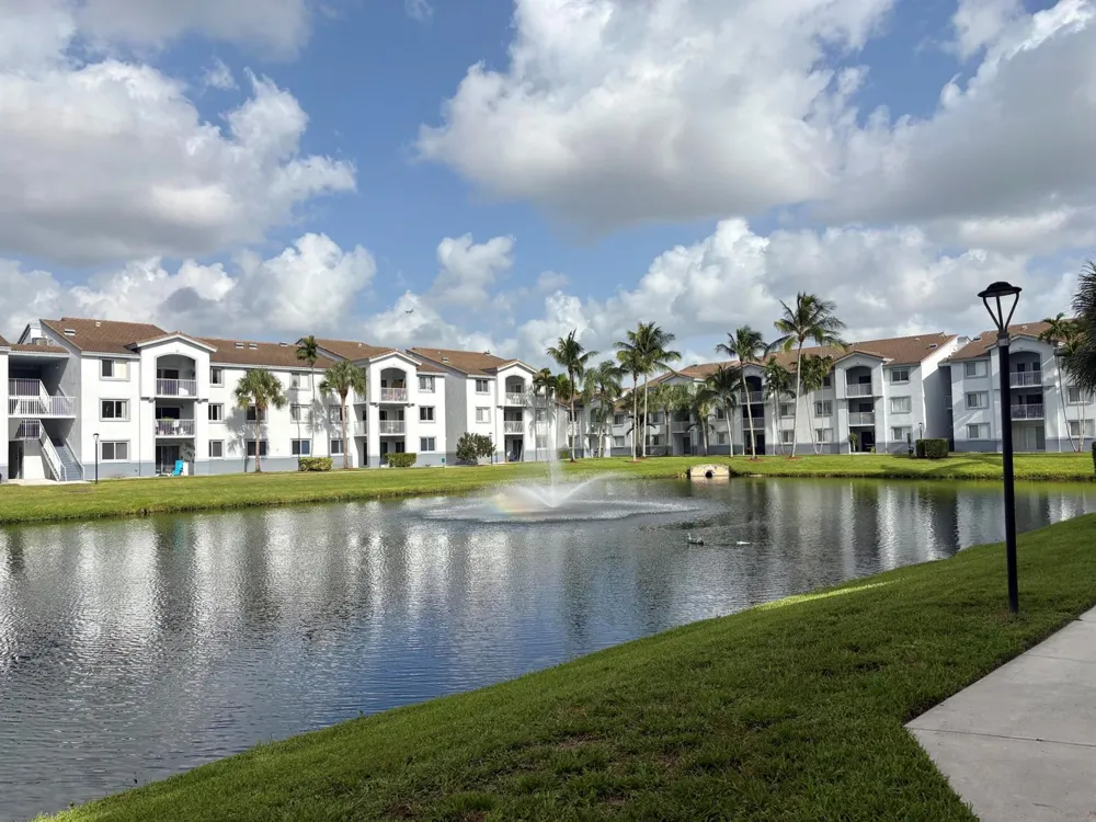 2640 S University Drive S #127 Davie, FL 33328