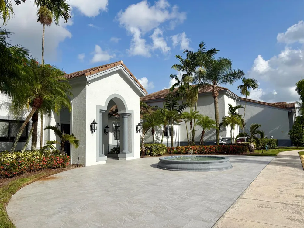 2640 S University Drive S #127 Davie, FL 33328