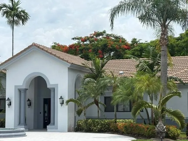 2640 S University Drive S #127 Davie, FL 33328