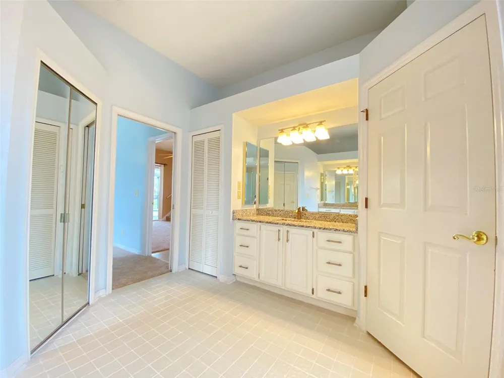 3708 MOLONA DRIVE Orlando, FL 32837