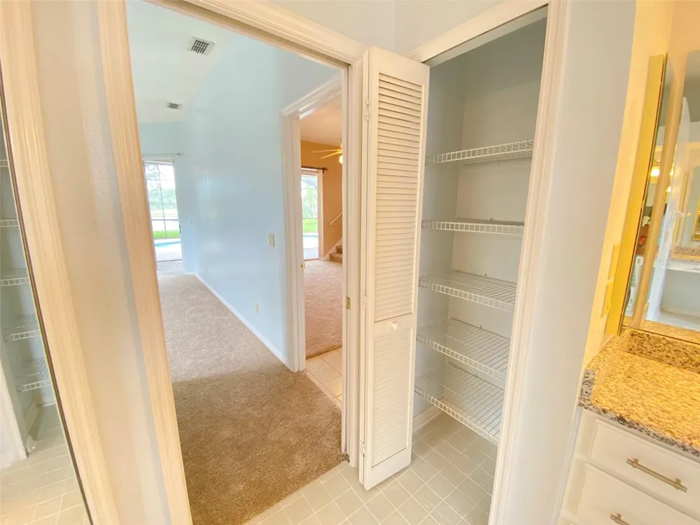 3708 MOLONA DRIVE Orlando, FL 32837