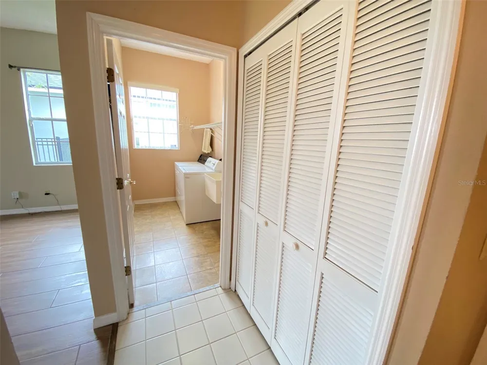 3708 MOLONA DRIVE Orlando, FL 32837
