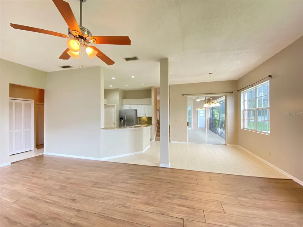 3708 MOLONA DRIVE Orlando, FL 32837