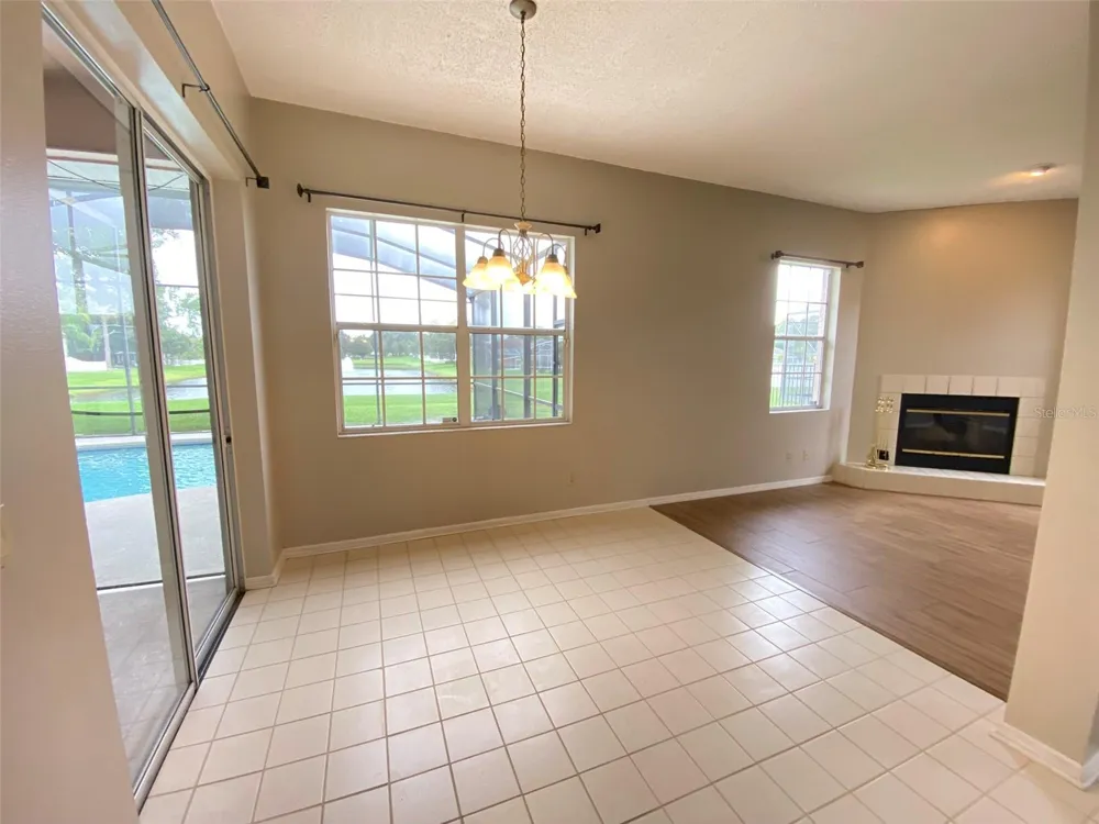 3708 MOLONA DRIVE Orlando, FL 32837