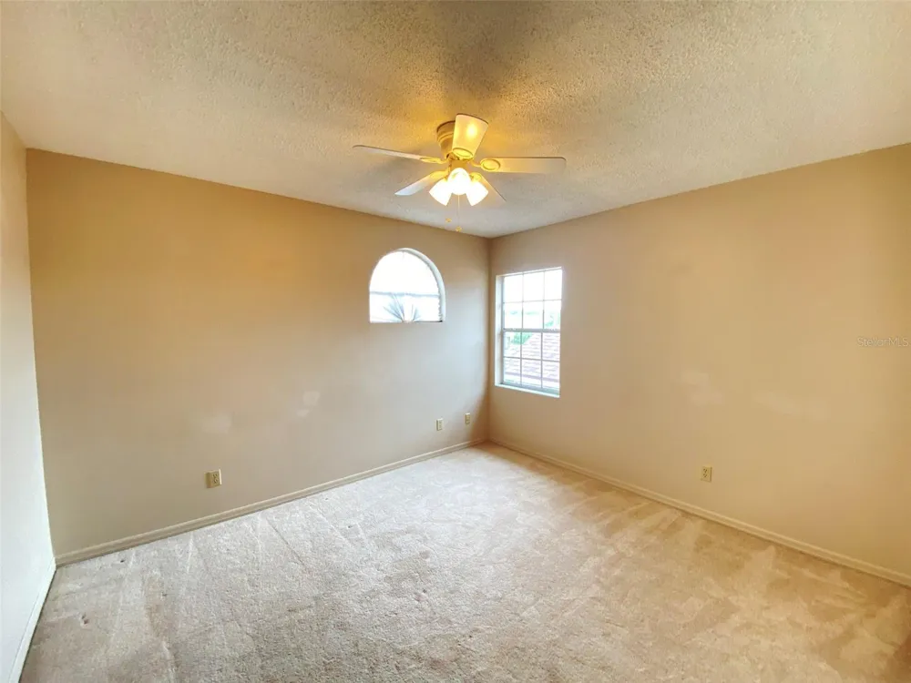 3708 MOLONA DRIVE Orlando, FL 32837
