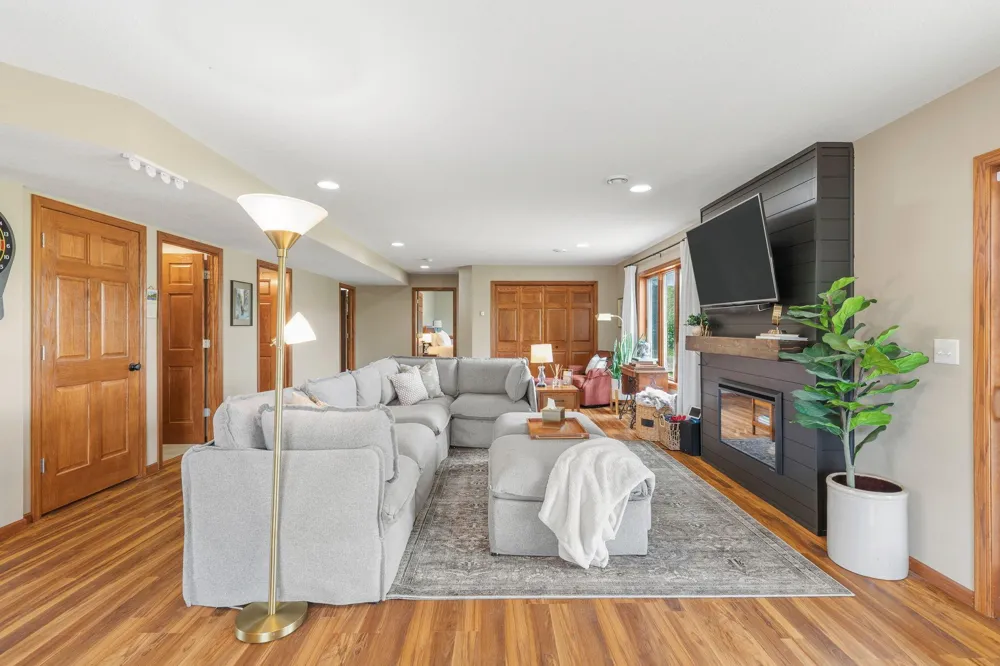 1683 89th Street New Richmond, WI 54017