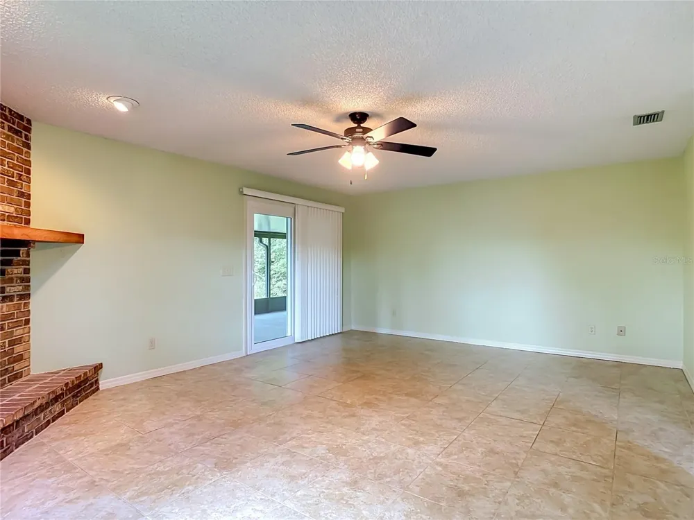 474 W OAKWOOD AVENUE Orange City, FL 32763