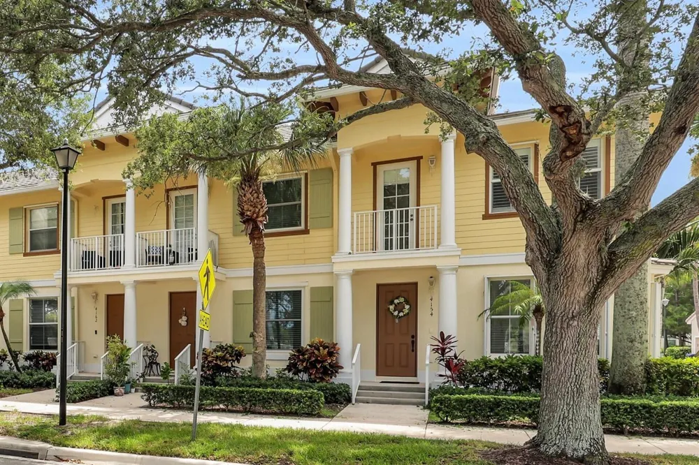 4154 Stadium Drive Jupiter, FL 33458