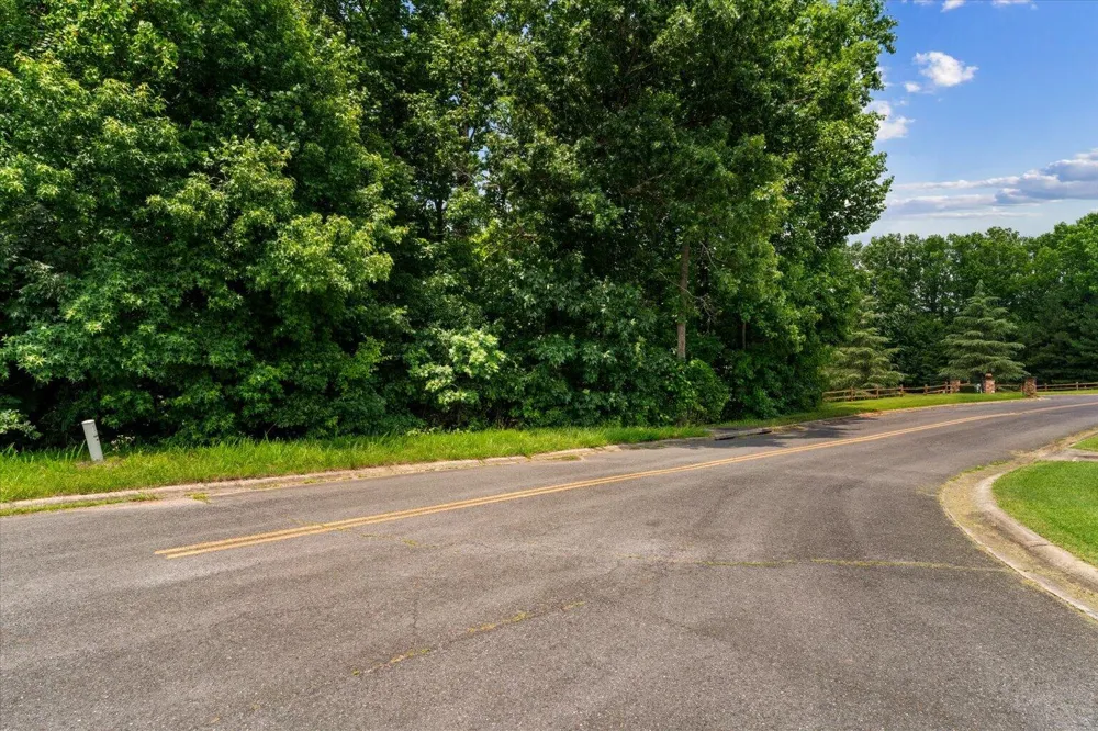17 E Madison Street Chatsworth, GA 30705