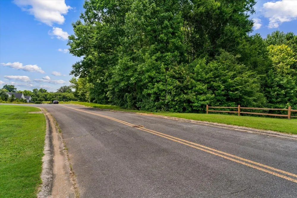 17 E Madison Street Chatsworth, GA 30705