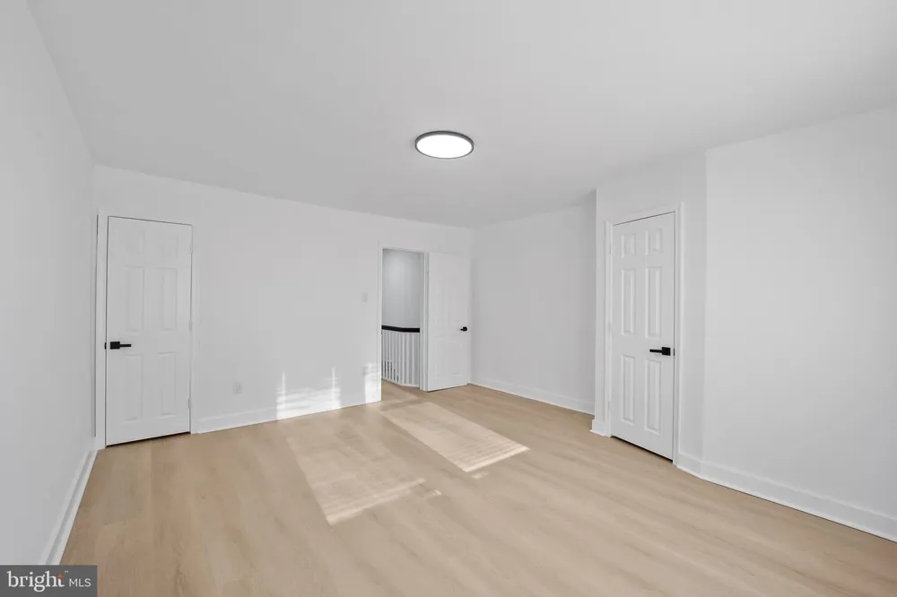 7337 E WALNUT LANE Philadelphia, PA 19138