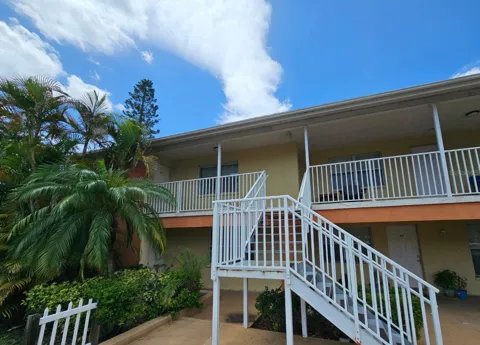 117 EVERGREEN AVENUE #201