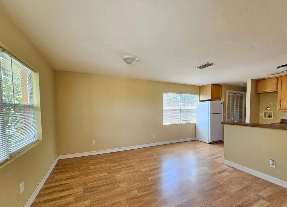 117 EVERGREEN AVENUE #201 Clearwater, FL 33755