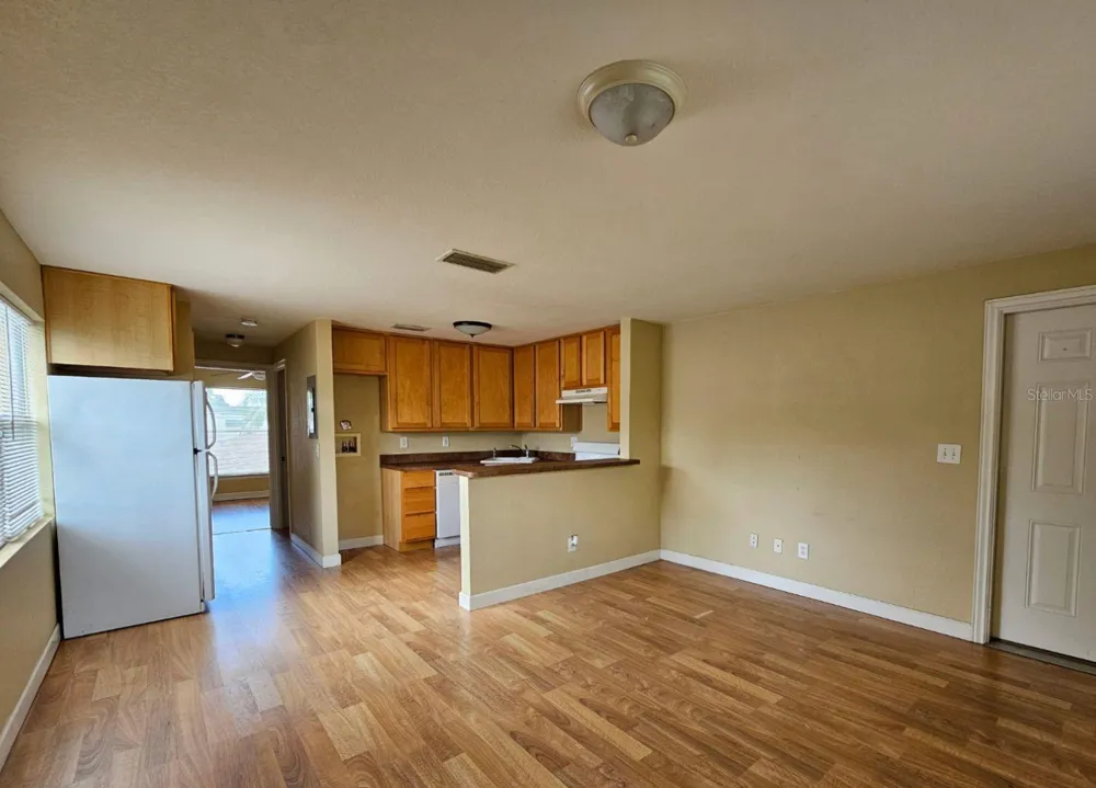 117 EVERGREEN AVENUE #201 Clearwater, FL 33755