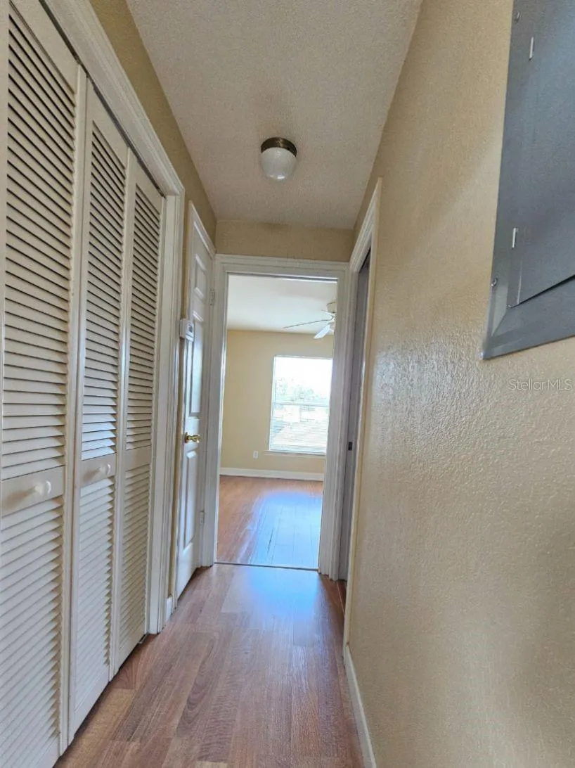 117 EVERGREEN AVENUE #201 Clearwater, FL 33755