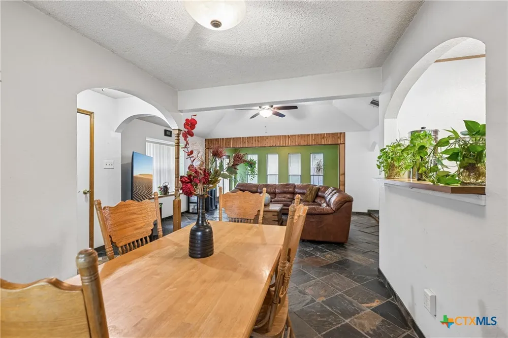 606 Prize Oaks Drive Cedar Park, TX 78613
