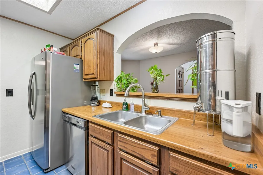 606 Prize Oaks Drive Cedar Park, TX 78613