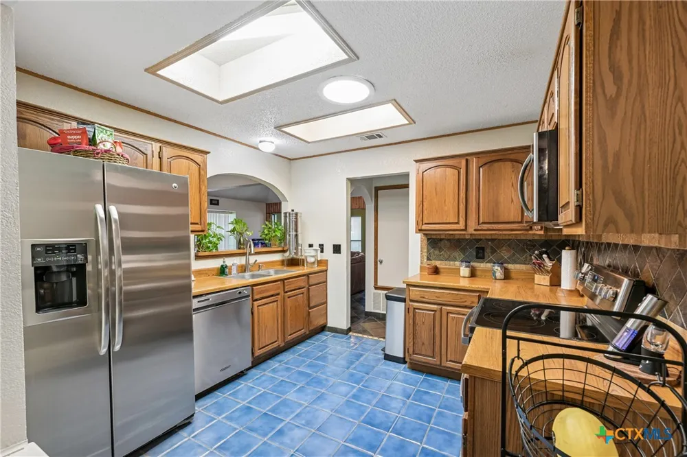 606 Prize Oaks Drive Cedar Park, TX 78613