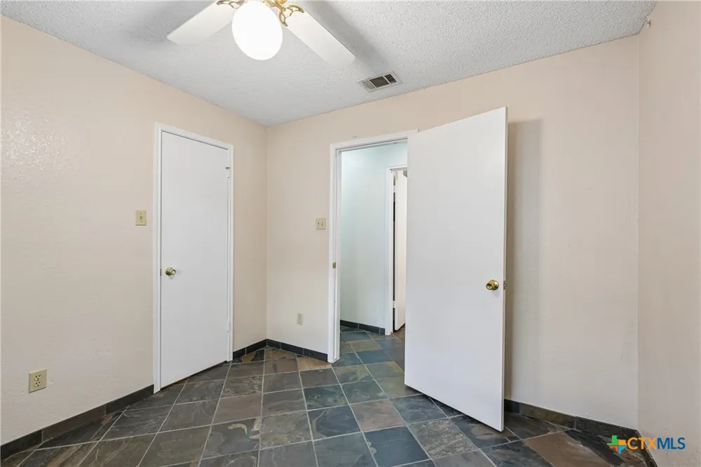 606 Prize Oaks Drive Cedar Park, TX 78613
