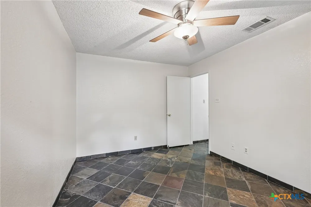 606 Prize Oaks Drive Cedar Park, TX 78613