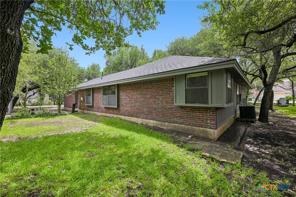 606 Prize Oaks Drive Cedar Park, TX 78613