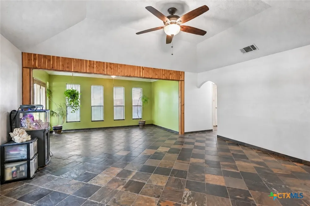 606 Prize Oaks Drive Cedar Park, TX 78613