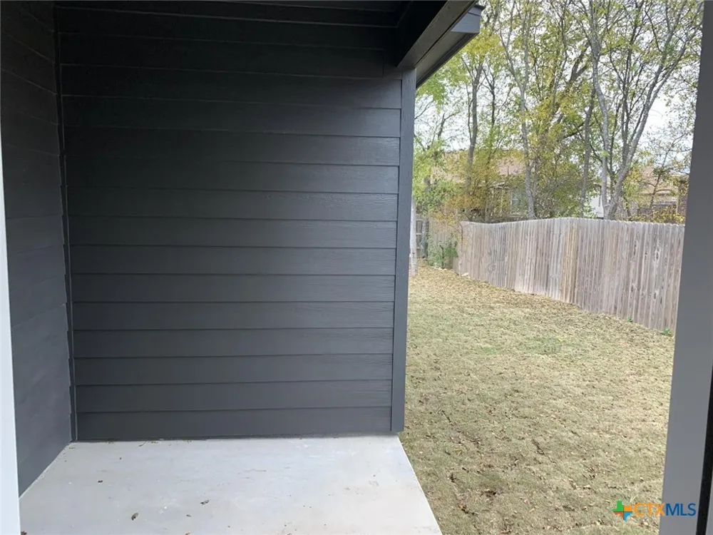 1858 Royal Loop Belton, TX 76513