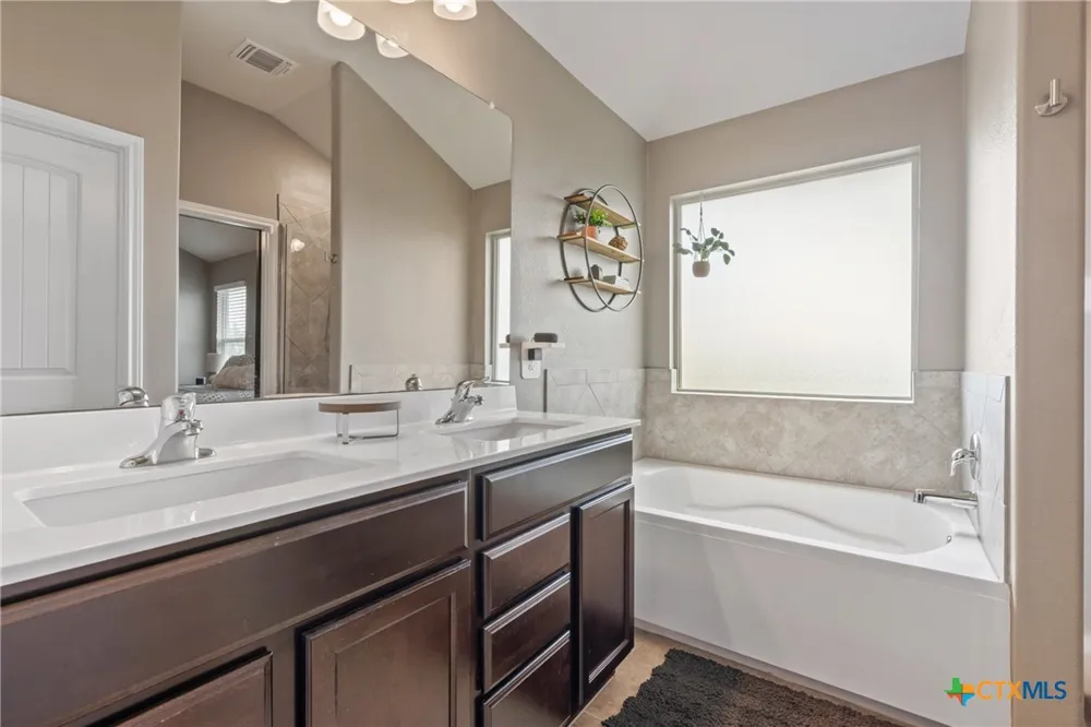 5221 Cicero Drive Belton, TX 76513