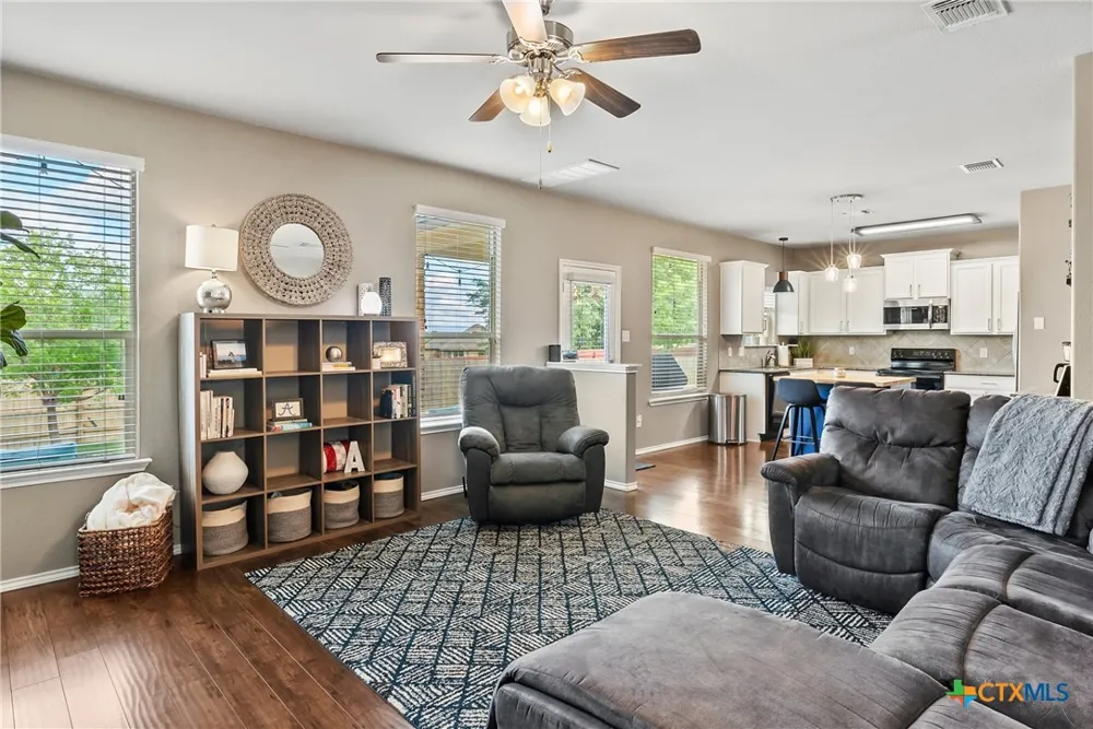 5221 Cicero Drive Belton, TX 76513
