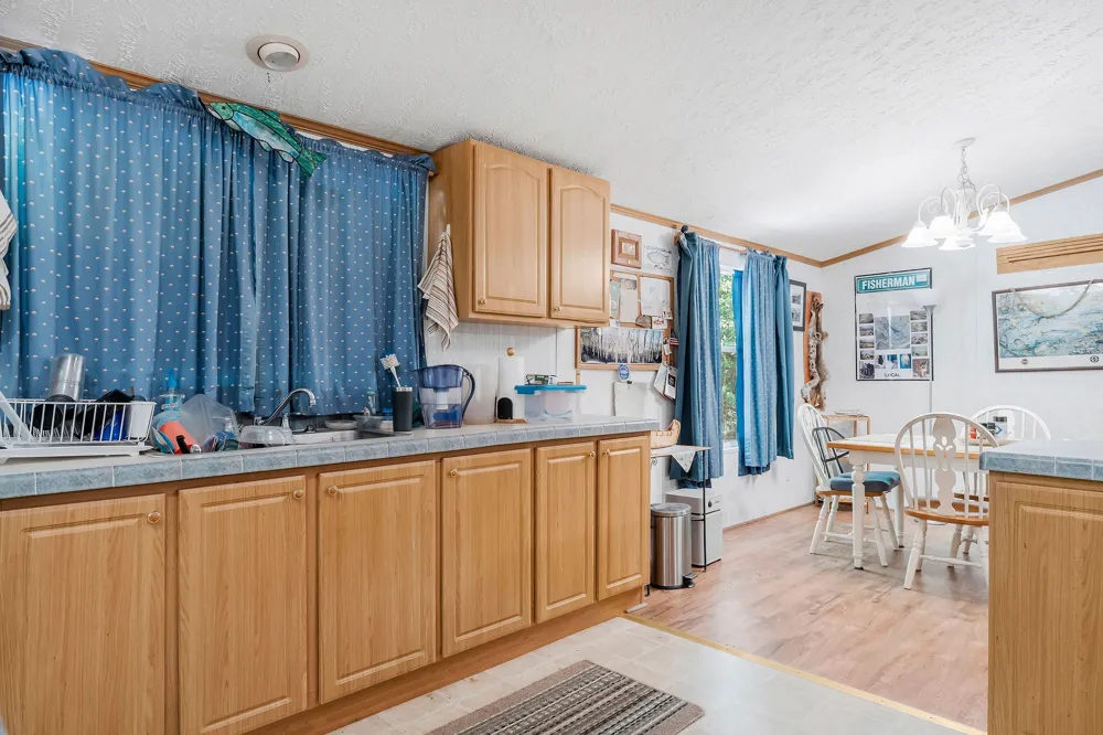 43 Moss Bend Ln Lancaster, TN 38569